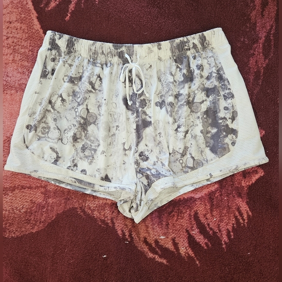 SO Women's White and Grey Drawstring Soft Casual Shorts Size XL - Picture 1 of 3